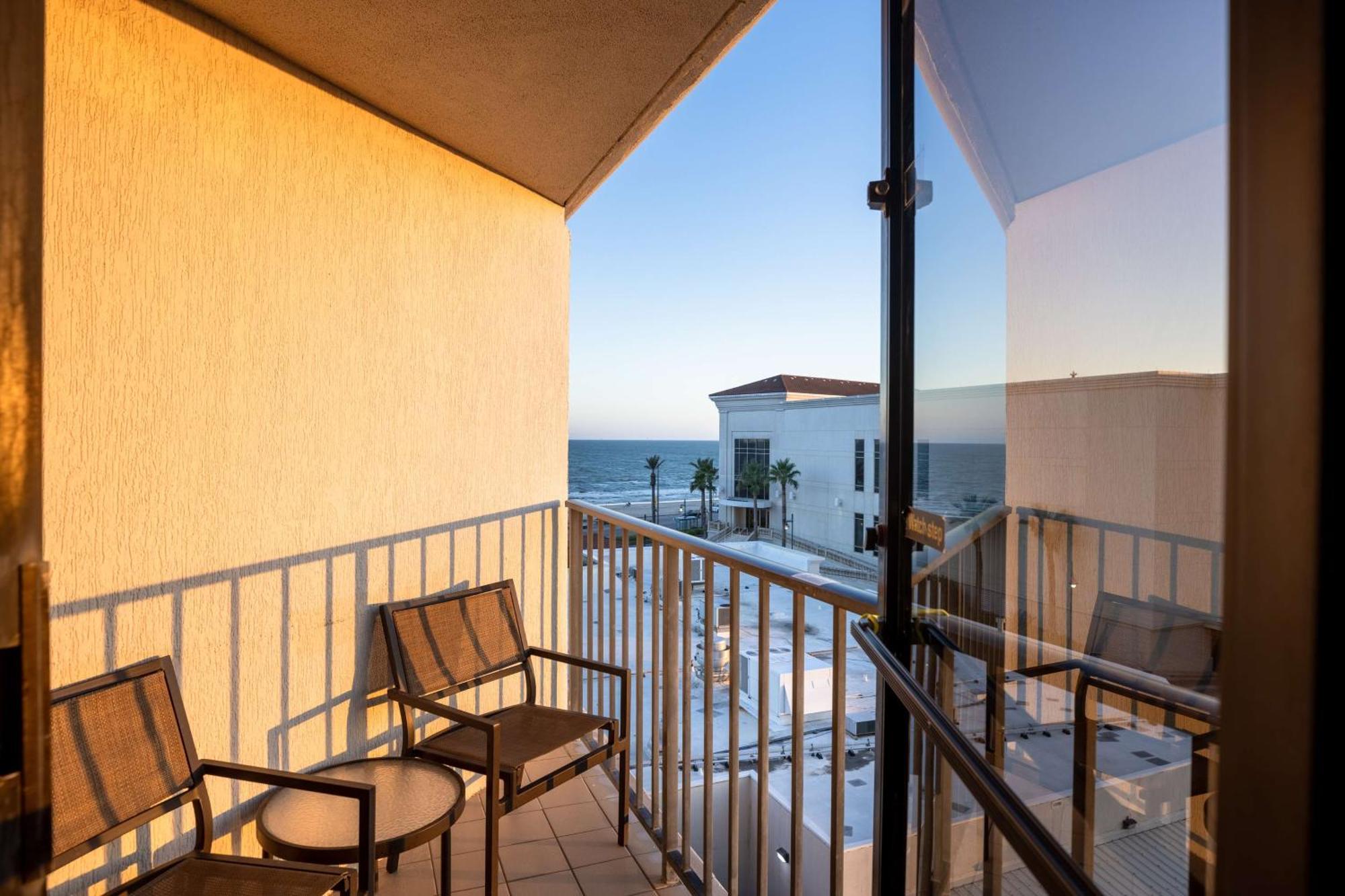 Hilton Galveston Island Resort Buitenkant foto